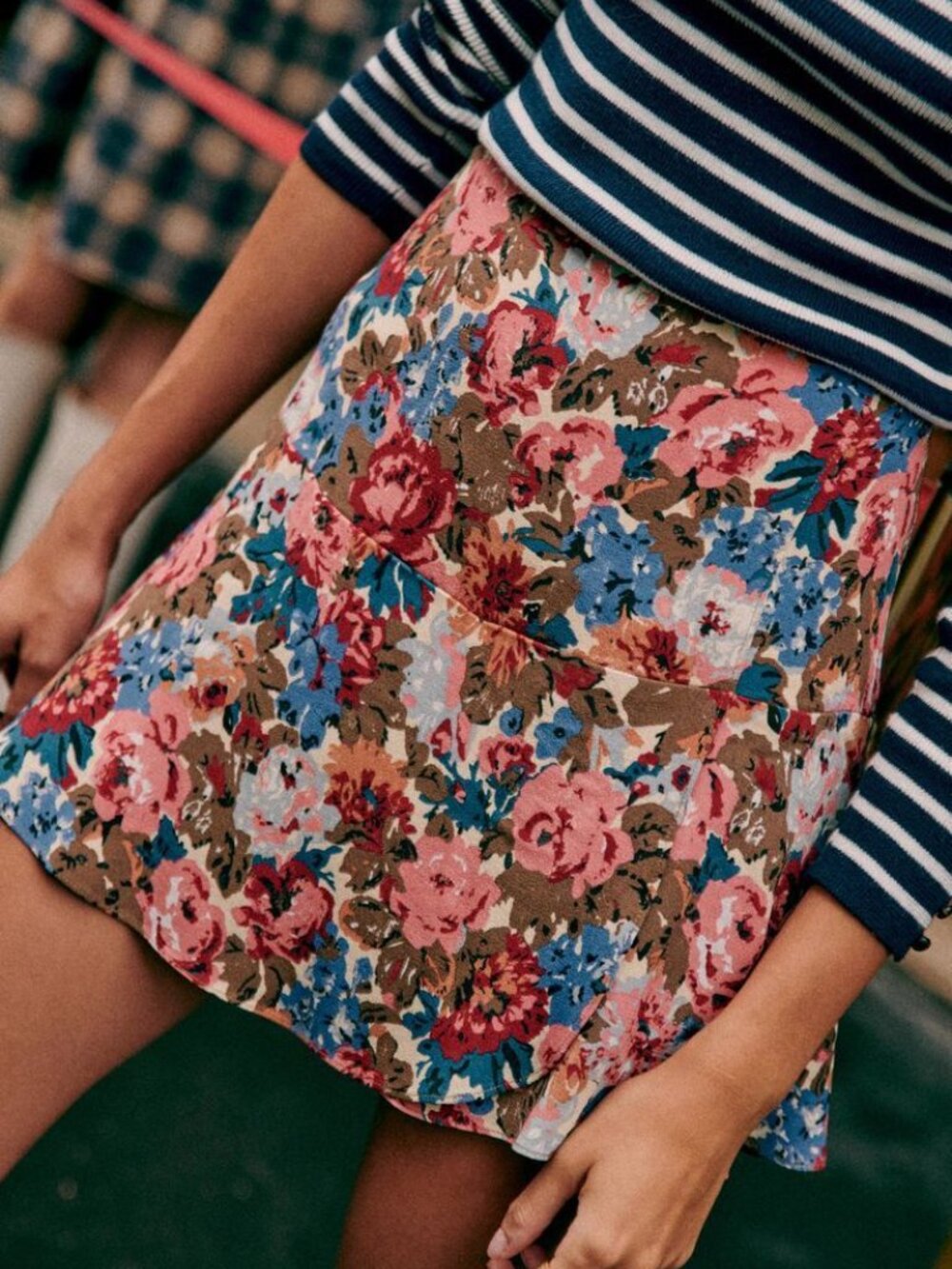 Sezane Nour Mini Skirt / Skort in "Fall is blooming" floral print sz 6 or 38